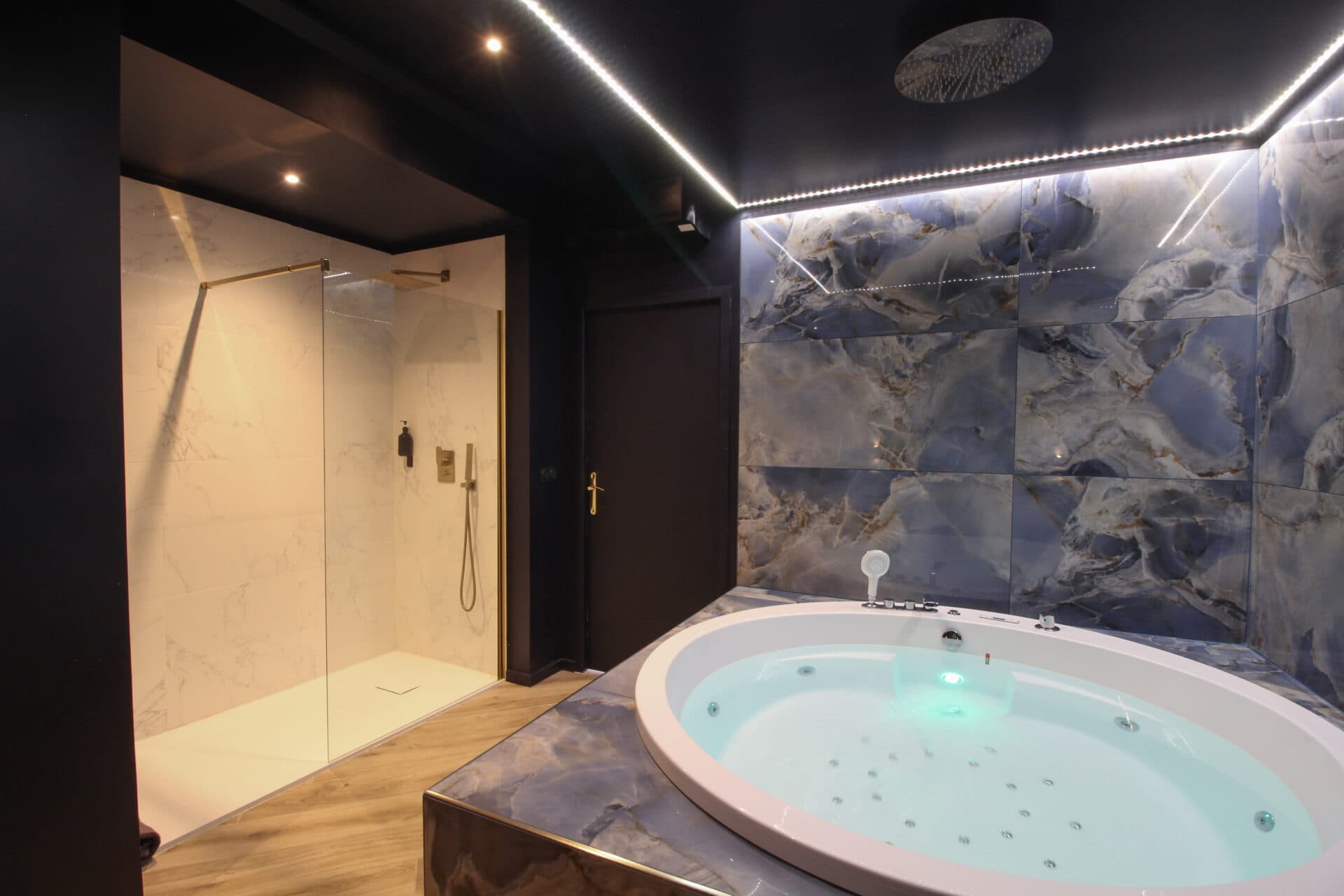 onyx jacuzzi insolite logement