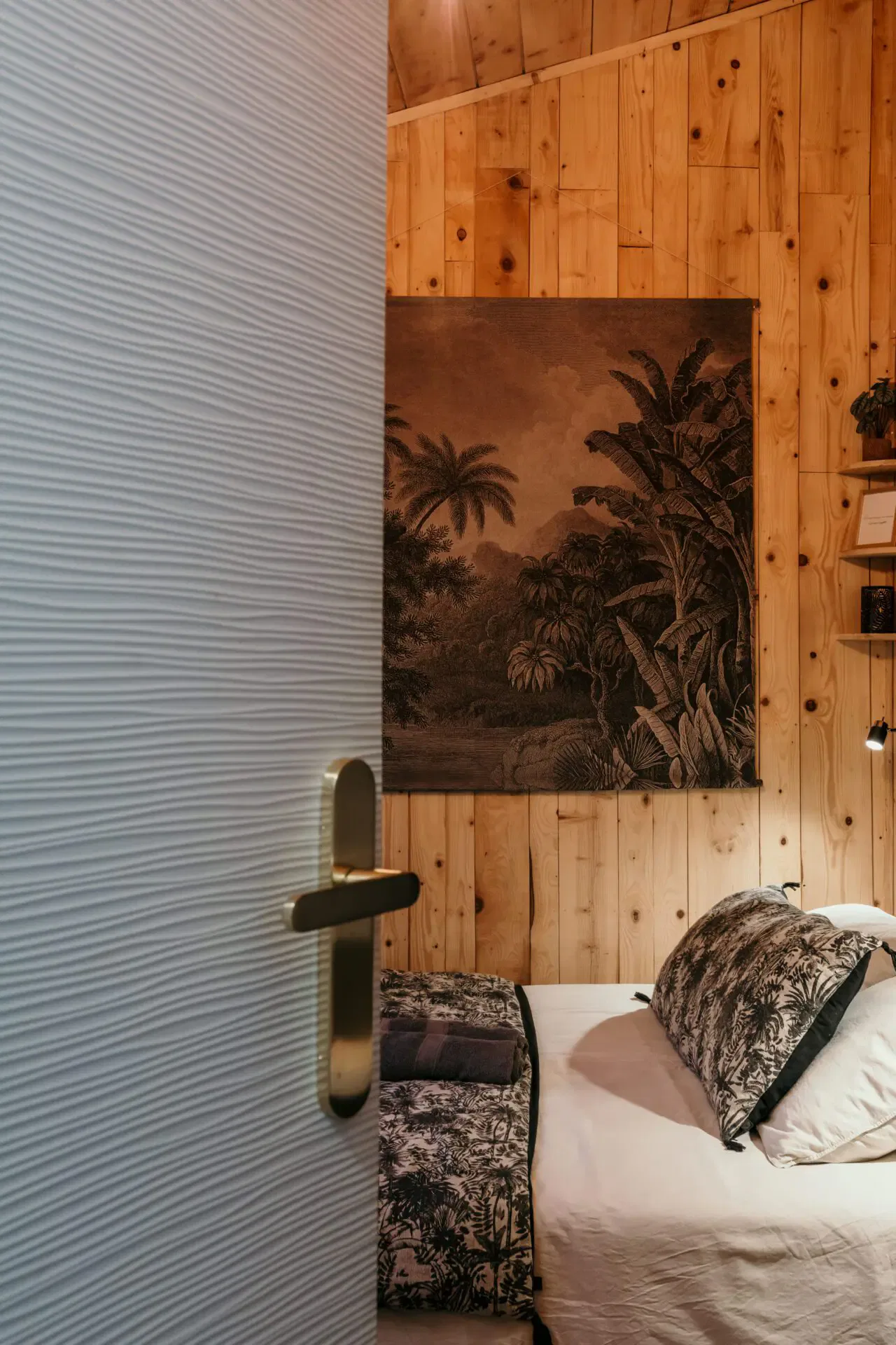 location camargue jaccuzi tropical